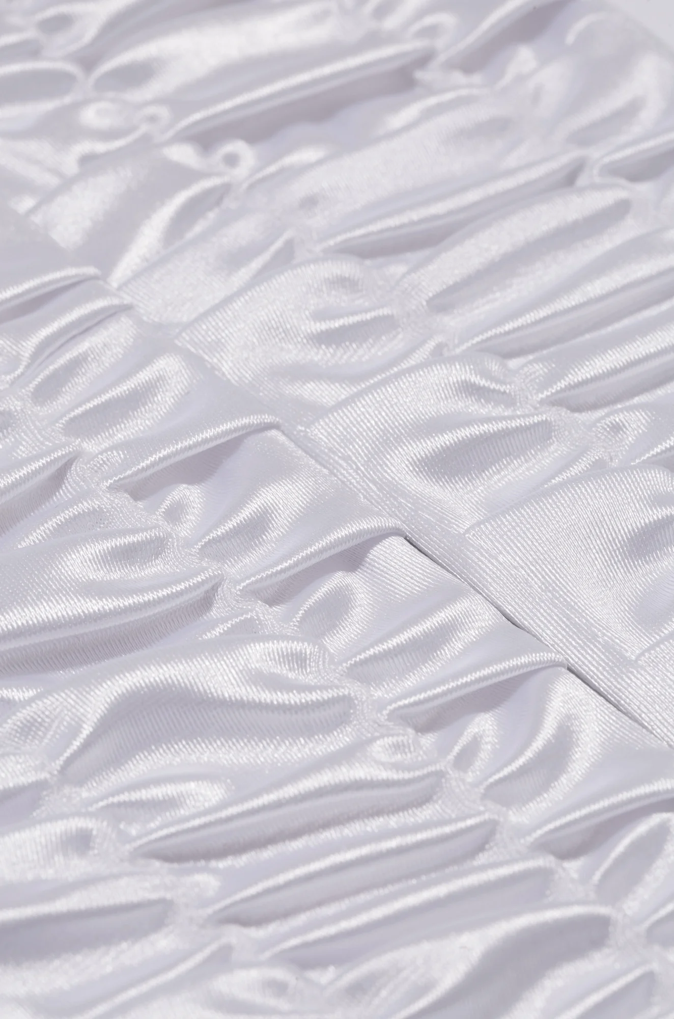 Deya Ruched Satin Gloves - White - Image 4