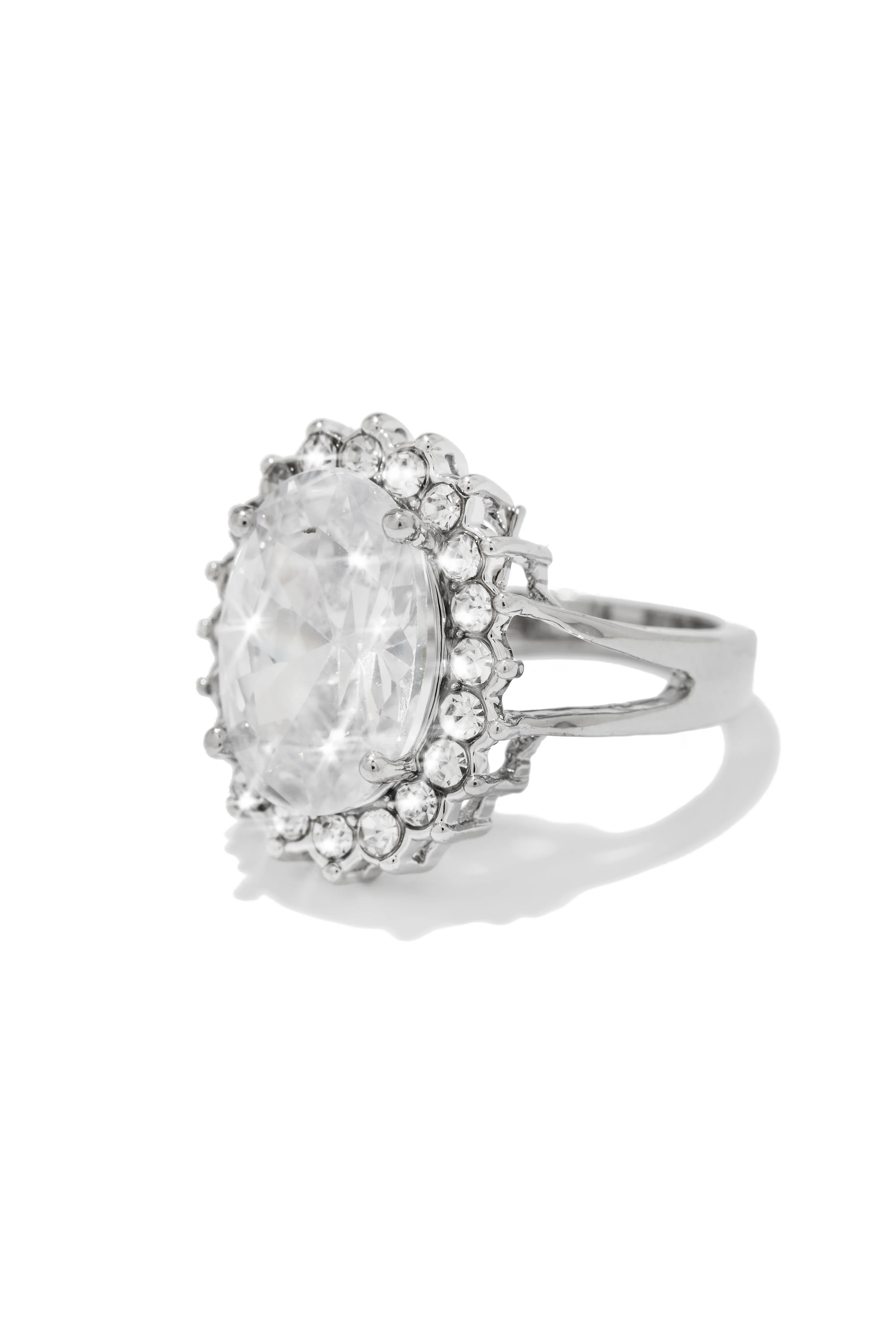 Pretty Glares Embellished Statement Ring - Silver - Image 2